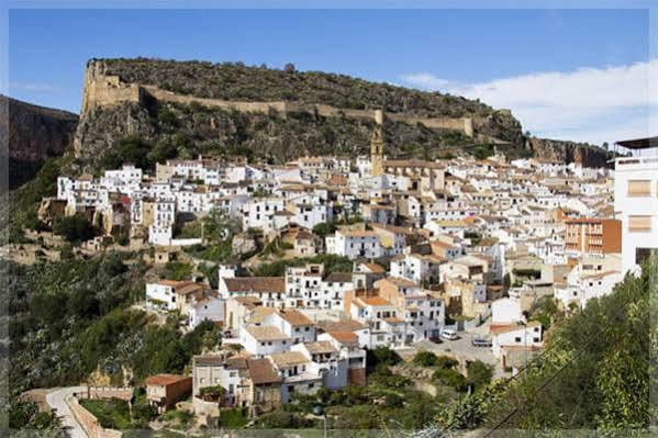 Hostal El Pozo Chulilla Eksteriør billede